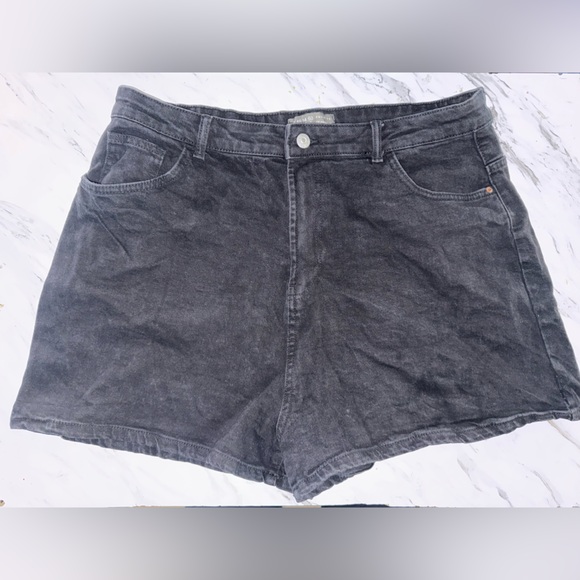 Denim&Co Pants - Denim&Co Black High-Waist Denim Shorts